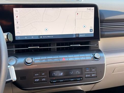 Used 2024 Hyundai Kona SEL FWD image 17