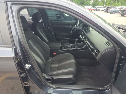 Used 2023 Honda Civic Sport image 13