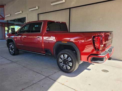 Used 2024 GMC Sierra 2500 Denali w/ Denali Reserve Package image 7