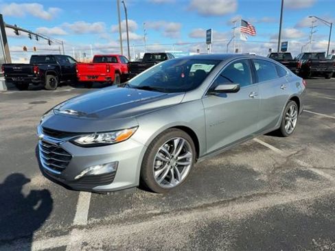 Used 2025 Chevrolet Malibu LT w/ LPO, Floor Liner Package image 4