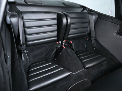 Used 1988 Porsche 911 Carrera RWD image 18