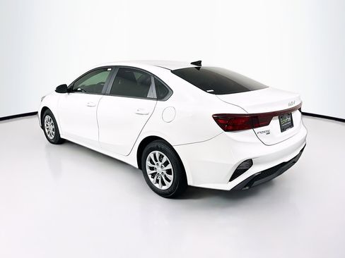 Used 2024 Kia Forte LX image 5