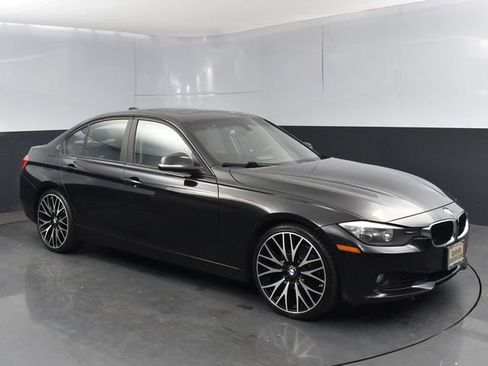Used 2013 BMW 328i Sedan RWD image 1