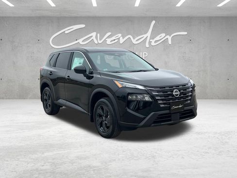 New 2026 Nissan Rogue SV image 2