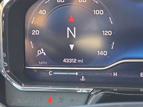 Used 2024 Chevrolet Silverado 1500 LT AWD/4WD image 12