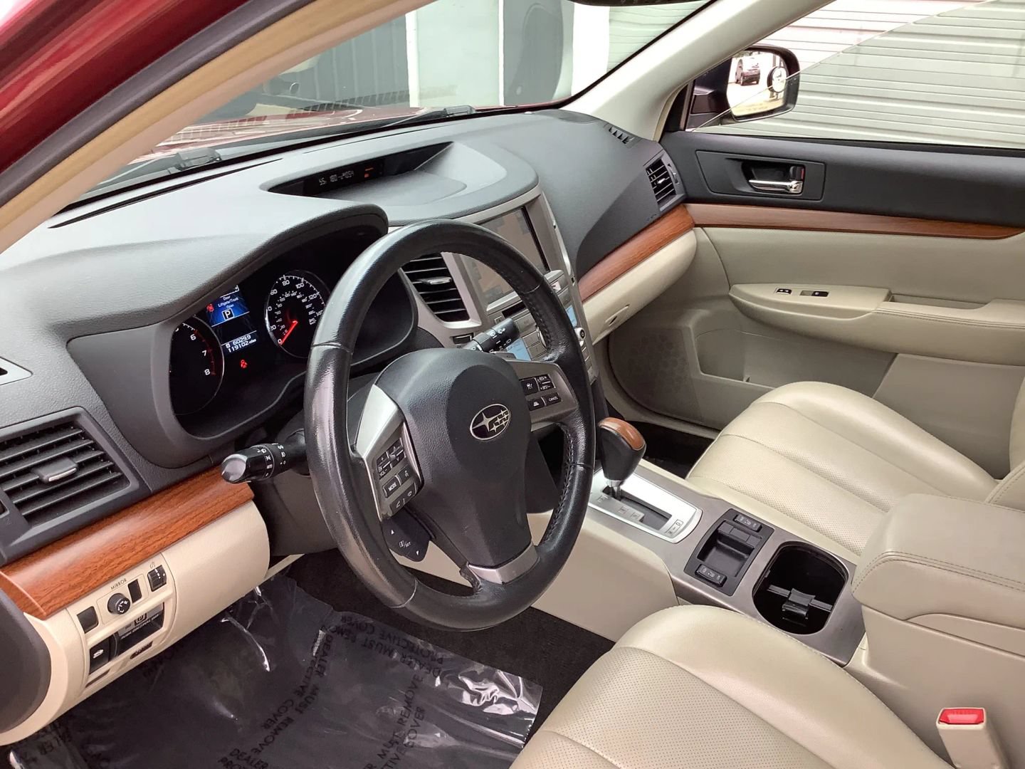 Used 2013 Subaru Outback 2.5i Limited AWD/4WD image 22