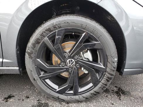 New 2026 Volkswagen Jetta SE image 12