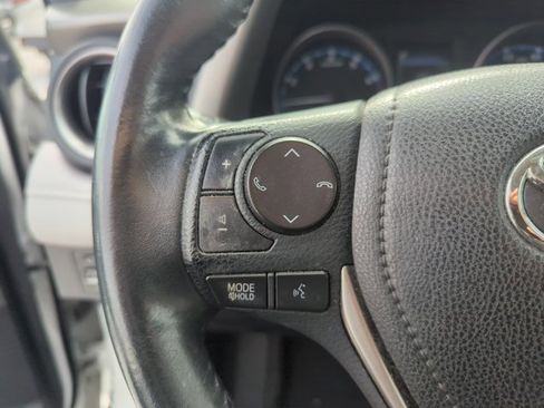 Used 2017 Toyota RAV4 XLE image 15