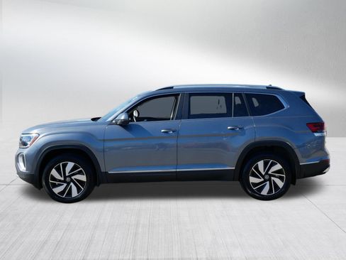 Used 2024 Volkswagen Atlas SEL AWD/4WD image 4