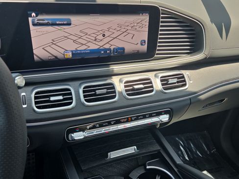 Certified 2026 Mercedes-Benz GLS 450 4MATIC image 26