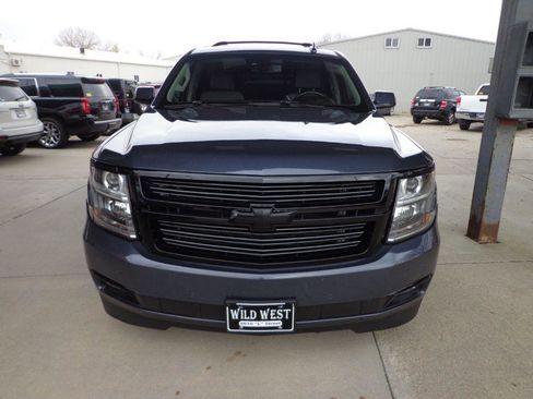 Used 2015 Chevrolet Suburban LTZ image 2