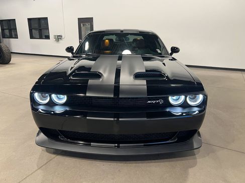 Used 2022 Dodge Challenger SRT Hellcat RWD image 8