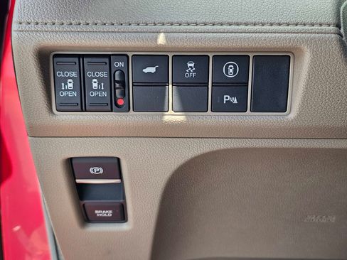 Used 2023 Honda Odyssey Touring image 20