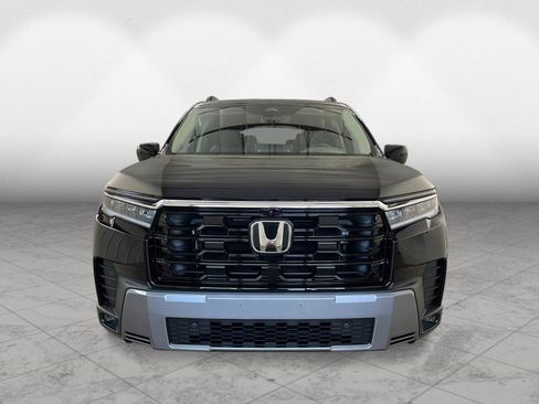 New 2026 Honda Pilot Touring image 10