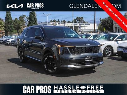 Certified 2025 Kia Sorento EX w/ EX Panoramic Sunroof Package