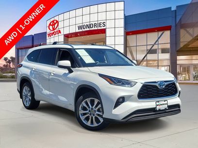 Used 2023 Toyota Highlander Limited