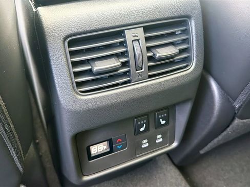 New 2026 Nissan Rogue Platinum image 26