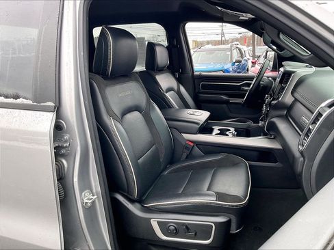 Used 2024 RAM 1500 Laramie image 10