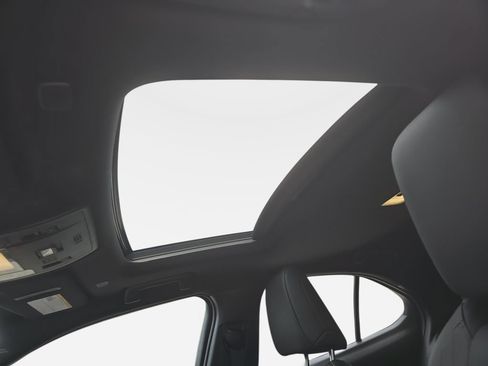 Used 2024 Lexus UX 250h FWD w/ Premium Package image 18