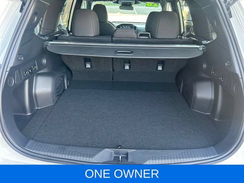 Used 2026 Subaru Forester Premium AWD/4WD image 4