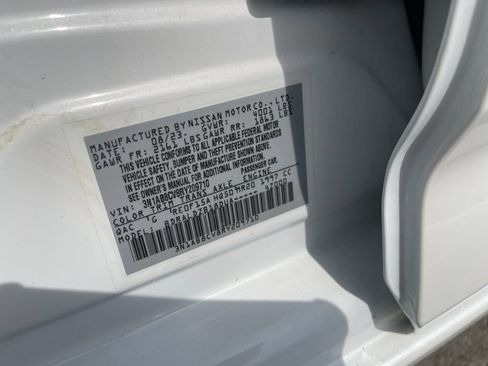 Used 2024 Nissan Sentra SV image 32