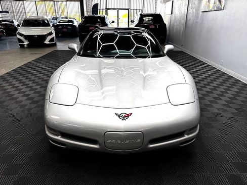 Used 2001 Chevrolet Corvette Coupe w/ Preferred Equipment Group2 image 6