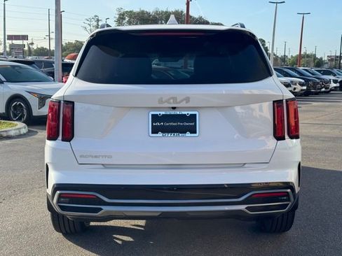 Used 2023 Kia Sorento SX image 6