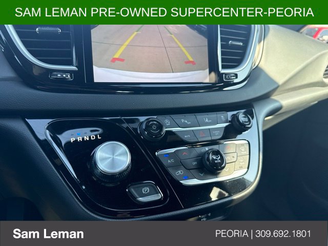 Used 2026 Chrysler Pacifica Select FWD image 13