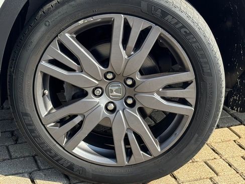 Used 2022 Honda Pilot Sport image 7