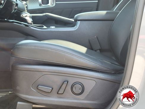 Used 2023 Kia Sorento SX FWD image 27