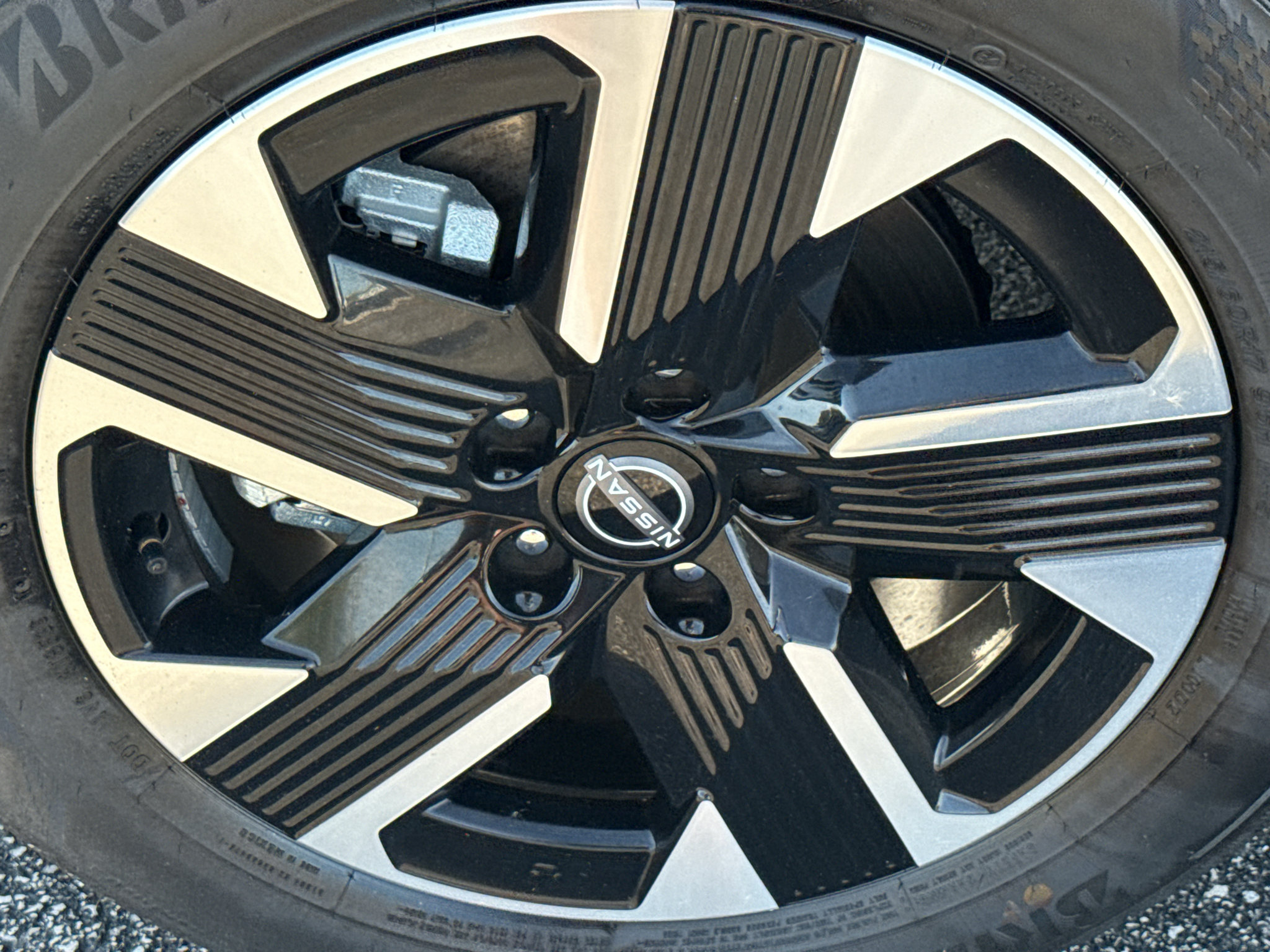 New 2027 Nissan Kicks SV AWD/4WD image 20