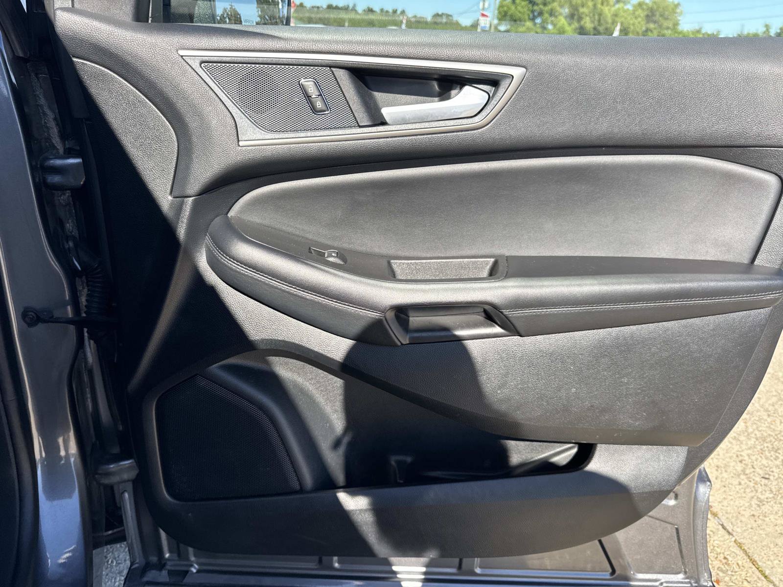 Used 2024 Ford Edge SEL w/ Convenience Package AWD/4WD image 13