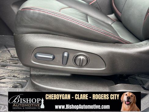 Used 2024 Chevrolet Equinox RS w/ RS Leather Package image 22