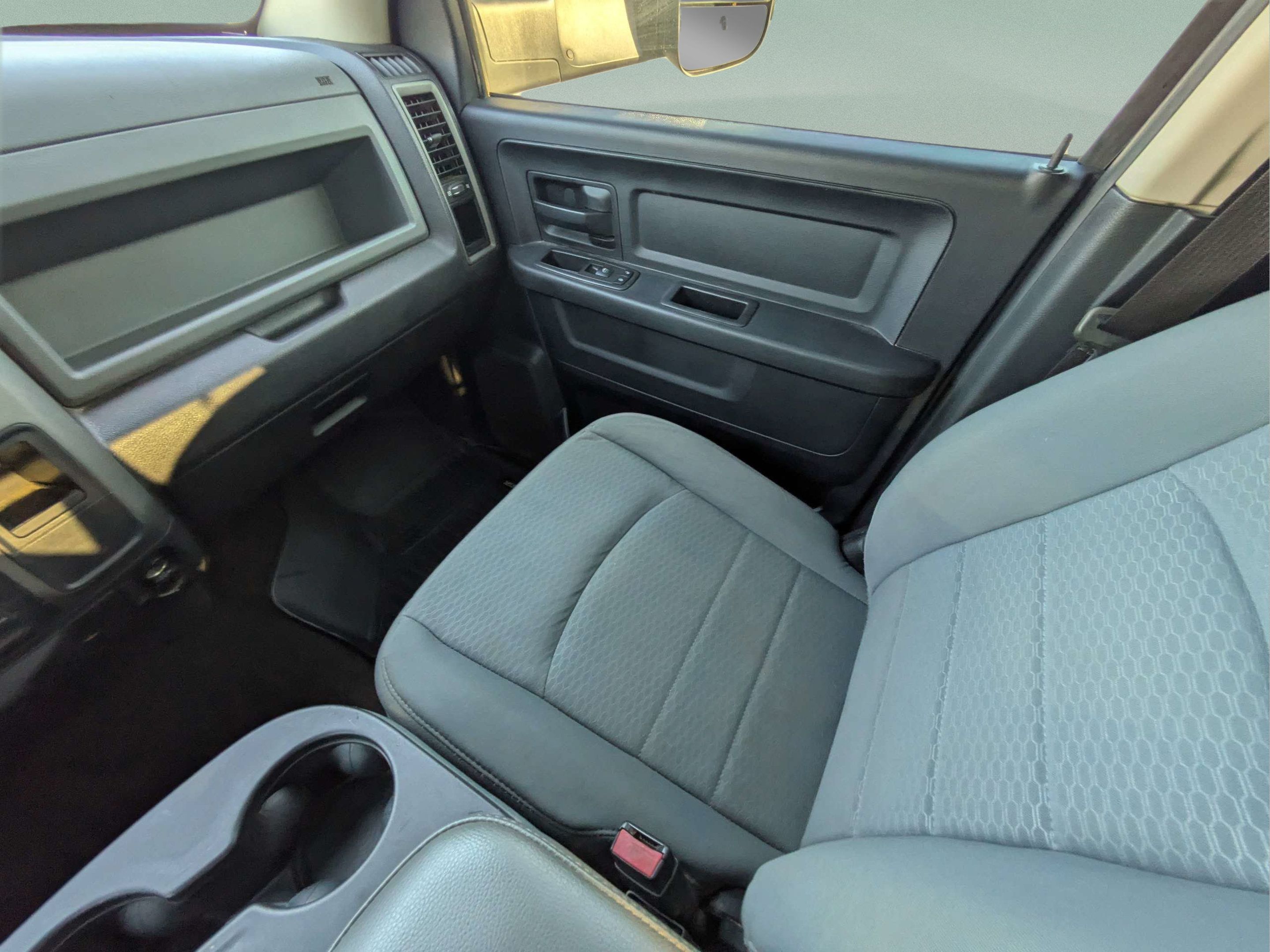 Used 2013 RAM 2500 Tradesman w/ Chrome Appearance Group AWD/4WD image 16