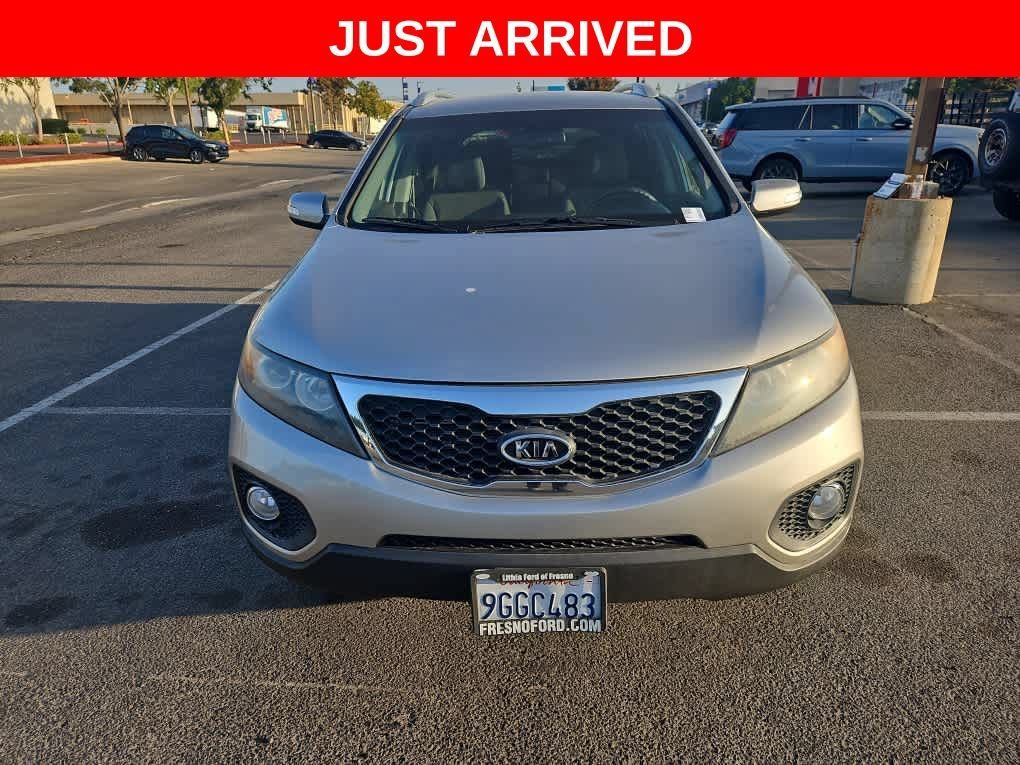 Used 2013 Kia Sorento LX w/ Convenience Pkg AWD/4WD image 2