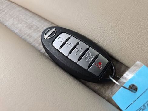 Used 2024 Nissan Murano SL image 29