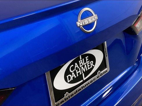 Used 2025 Nissan Altima 2.5 SV FWD image 29