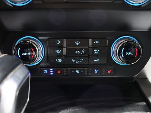 Used 2019 Ford F150 Platinum w/ Equipment Group 701A Luxury AWD/4WD image 33