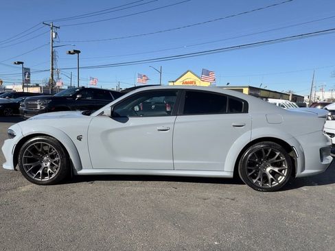 Used 2021 Dodge Charger SRT Hellcat RWD image 4