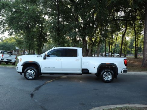Used 2022 GMC Sierra 3500 Denali AWD/4WD image 6