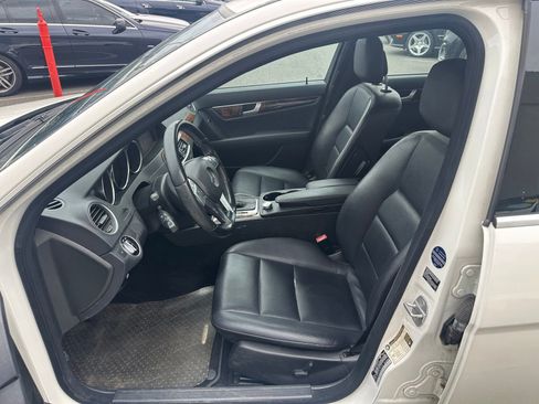 Used 2012 Mercedes-Benz C 250 Sedan image 2