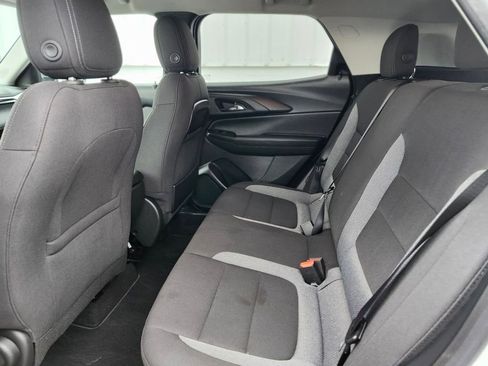 Used 2024 Chevrolet TrailBlazer LS w/ LS Convenience Package FWD image 14