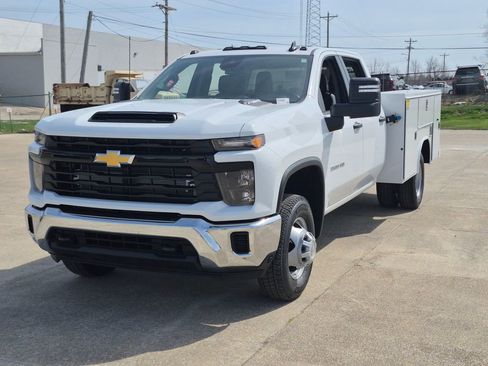 New 2026 Chevrolet Silverado 3500 W/T w/ WT Convenience Package AWD/4WD image 3