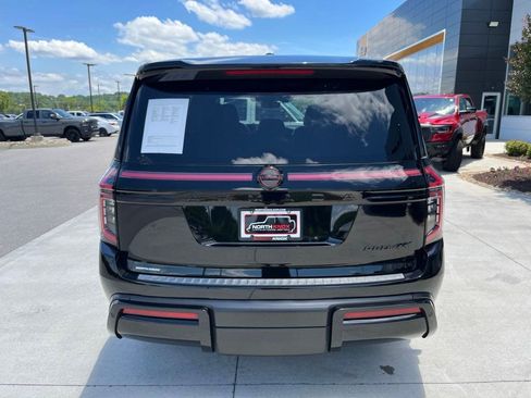 Used 2025 Nissan Armada PRO-4X w/ Pro-4X Premium Package AWD/4WD image 21