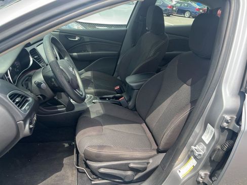 Used 2014 Dodge Dart SXT FWD image 12