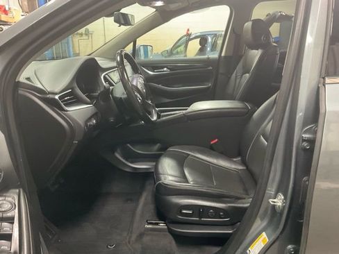Used 2020 Buick Enclave Avenir w/ Avenir Technology Package image 6