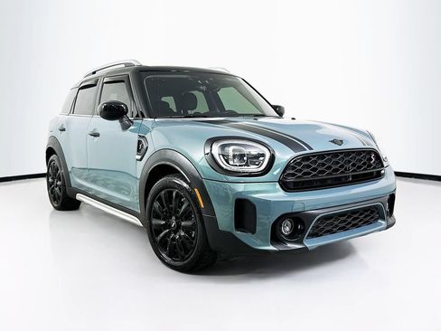 Used 2022 MINI Cooper Countryman S w/ Premium Package FWD image 2