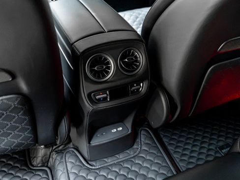 Used 2025 Mercedes-Benz G 63 AMG 4MATIC image 79