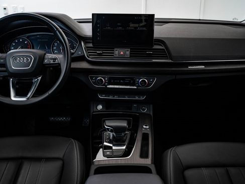 Used 2023 Audi Q5 2.0T Premium w/ Convenience Package image 33