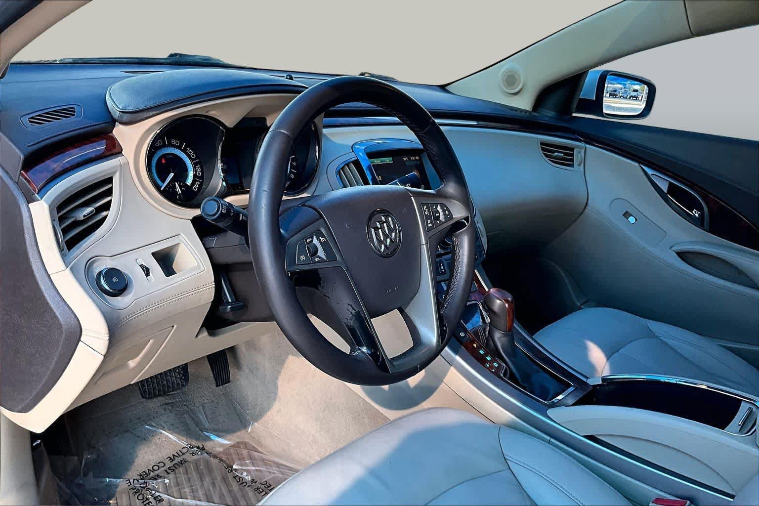 Used 2013 Buick LaCrosse Leather FWD image 17